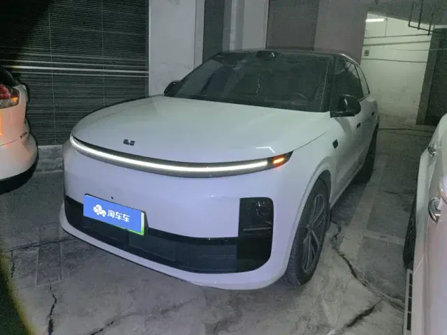 Фотография автомобиля — Li Auto L6