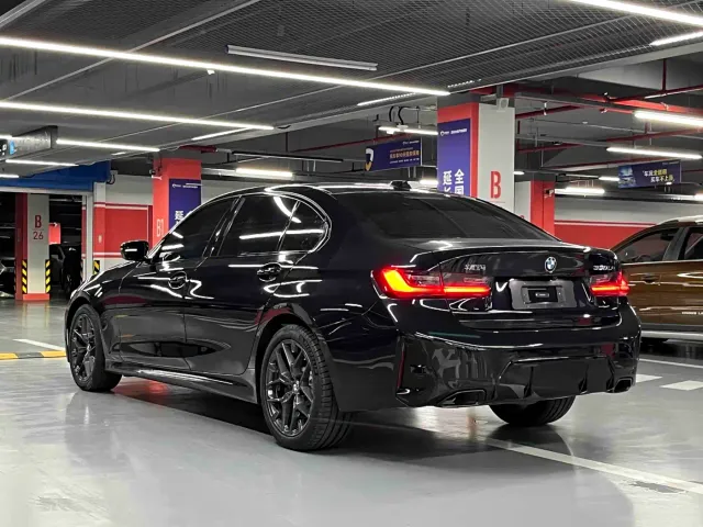 BMW 3 Series — Фото автомобиля 5