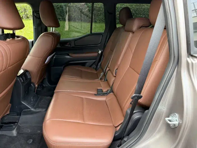 Toyota Prado — Фото автомобиля 12