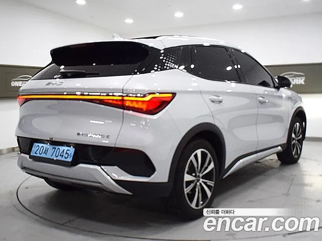 BYD Atto 3 — Фото автомобиля 3