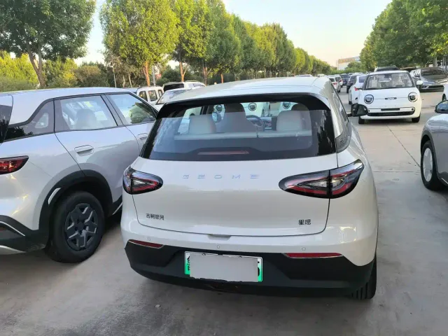 Geely Starry Wish — Фото автомобиля 5