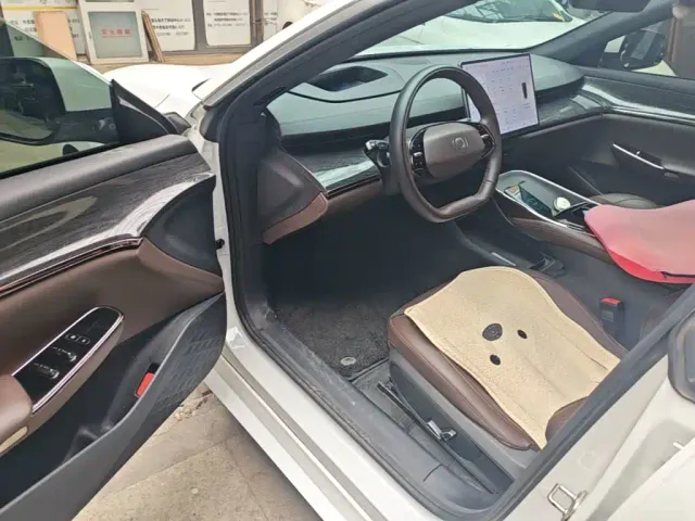 Changan Qiyuan A07 — Фото автомобиля 15