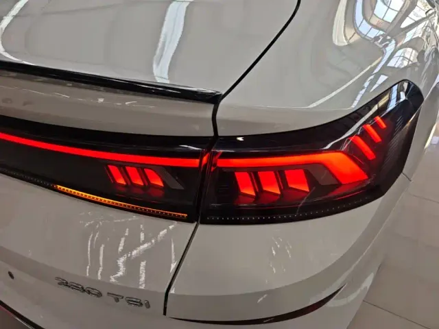 Volkswagen Lamando — Фото автомобиля 7
