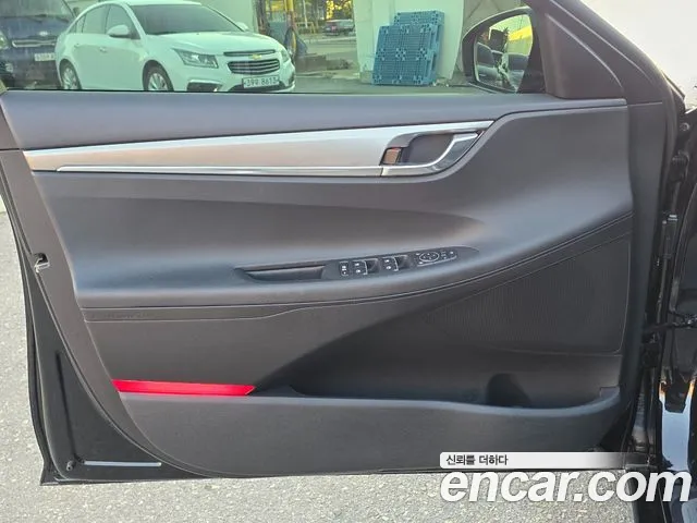 Hyundai Grandeur — Фото автомобиля 10
