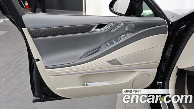 Genesis G80 RG3 — Фото автомобиля 13