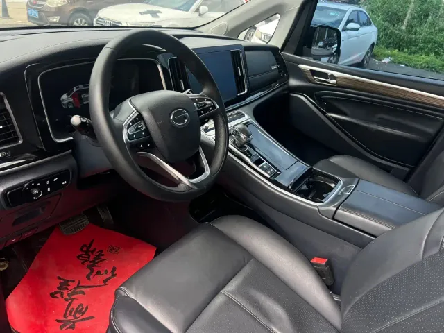 GAC Trumpchi M8 — Фото автомобиля 10
