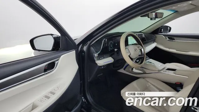 Hyundai Grandeur Новый Grandeur IG — Фото автомобиля 10