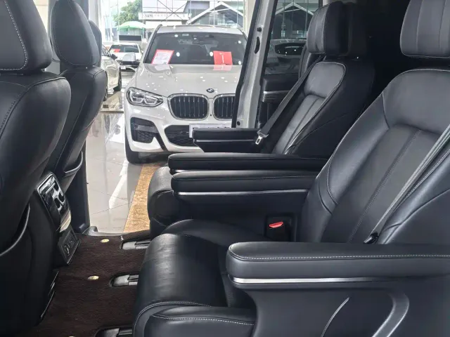 GAC Trumpchi M8 — Фото автомобиля 11