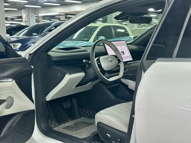 Changan Qiyuan A07 — Фото автомобиля 5