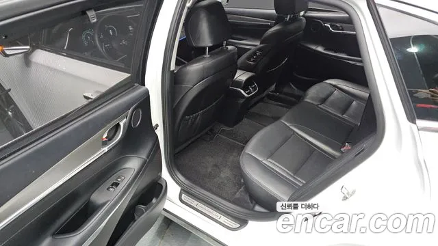 Hyundai Grandeur Новый Grandeur IG 3.0 LPi (Для проката) — Фото автомобиля 24