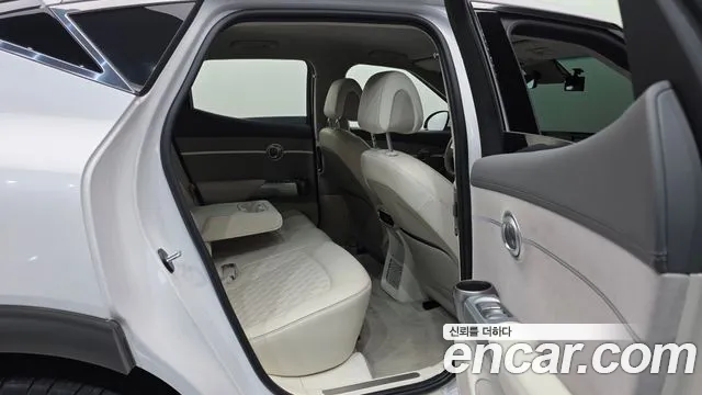 Genesis GV60 — Фото автомобиля 19