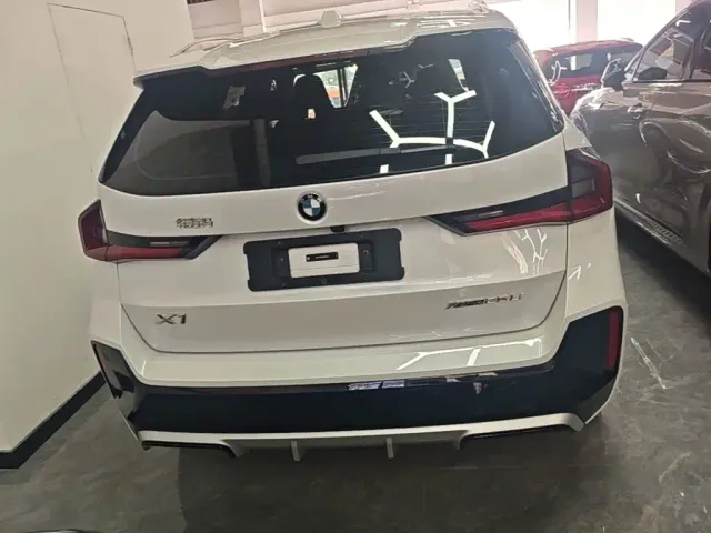 BMW X1 — Фото автомобиля 5