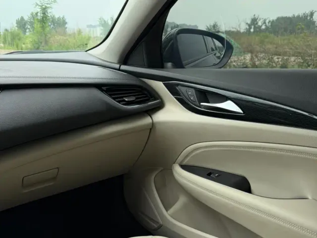 Buick Regal — Фото автомобиля 10