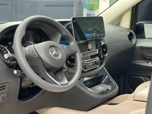 Mercedes-Benz Vito — Фото автомобиля 8