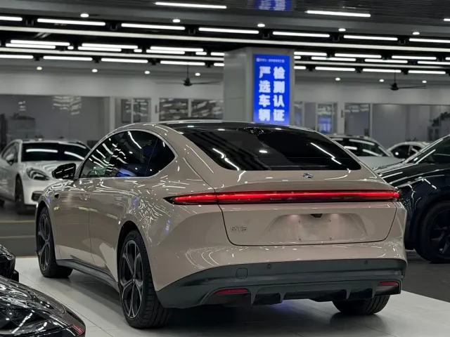 Nio ET5 — Фото автомобиля 4