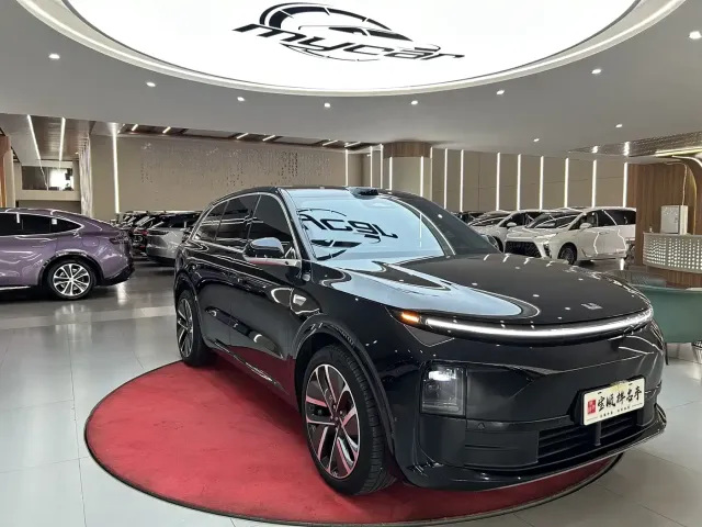 Li Auto Li Auto L6 2024 Max — Фото автомобиля 3