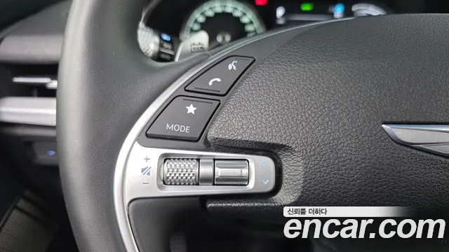Genesis G80 Electrified G80 (RG3) — Фото автомобиля 11