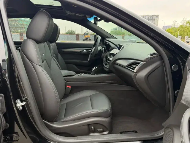 Cadillac CT5 — Фото автомобиля 16