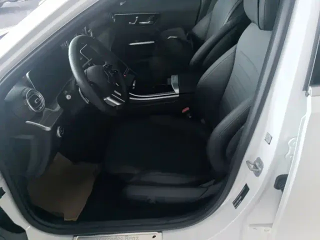 Mercedes-Benz C-Class — Фото автомобиля 14