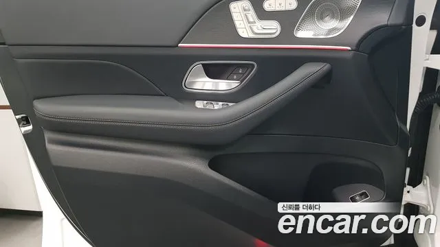 Mercedes-Benz GLE-Class — Фото автомобиля 15