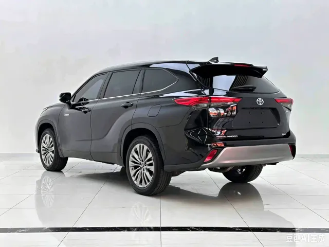 Toyota Highlander — Фото автомобиля 5