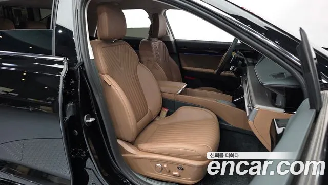 Hyundai Grandeur GN7 — Фото автомобиля 11