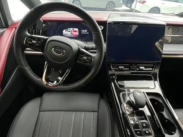 GAC Trumpchi M8 — Фото автомобиля 13