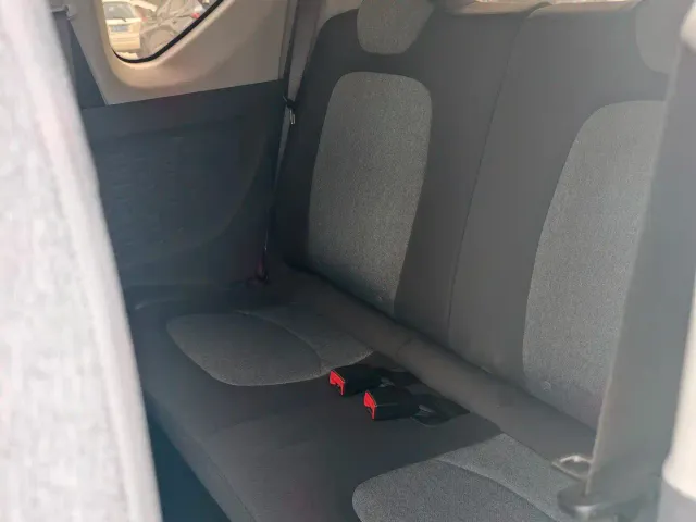 Wuling Hongguang Mini EV — Фото автомобиля 12