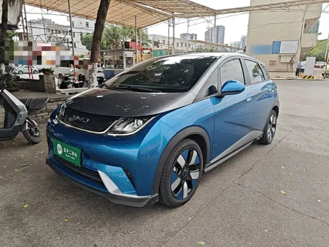 Фотография автомобиля — BYD Dolphin