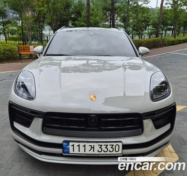 Porsche Macan — Фото автомобиля 3