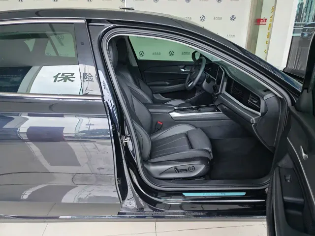 Volkswagen Passat — Фото автомобиля 9