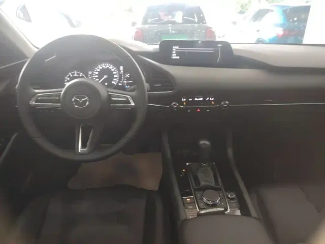 Mazda Axela — Фото автомобиля 9