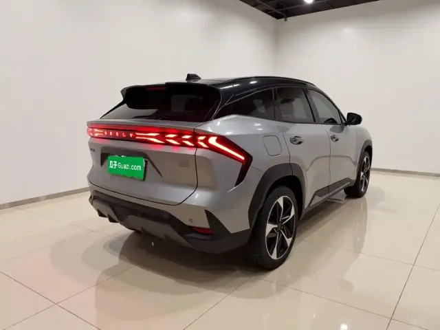 Geely Galaxy L7 — Фото автомобиля 6