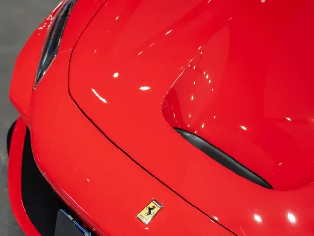 Ferrari F8 — Фото автомобиля 5