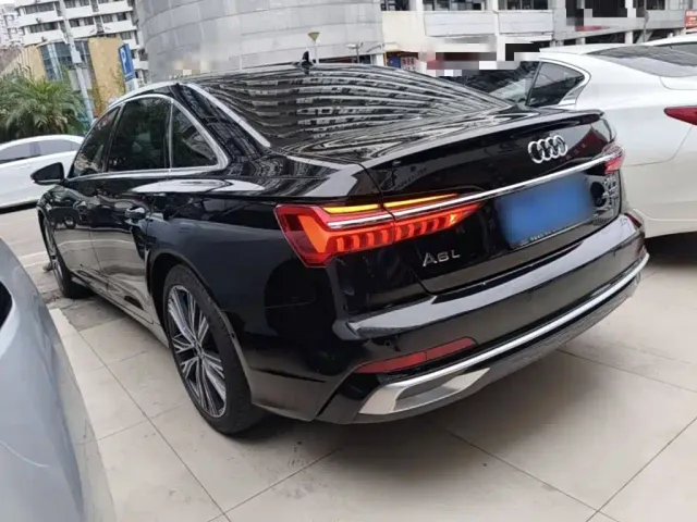 Audi A6L — Фото автомобиля 4