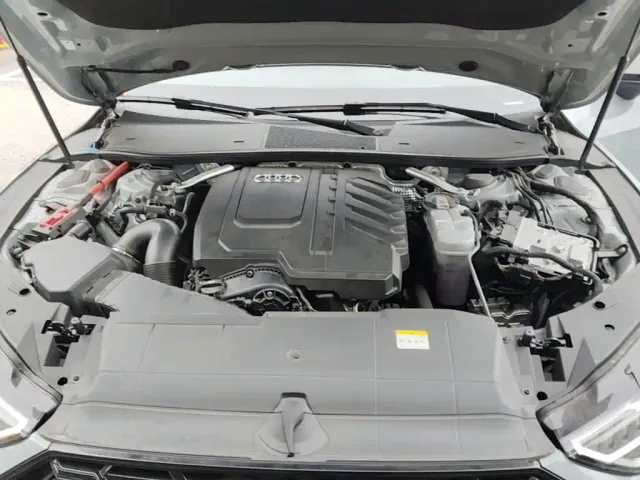 Audi A7L — Фото автомобиля 15