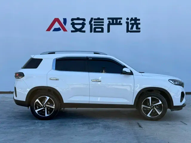 Hyundai ix35 — Фото автомобиля 9