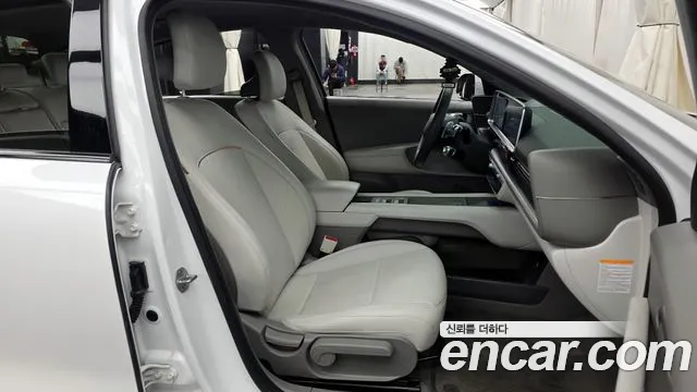 Hyundai Ioniq6 — Фото автомобиля 24