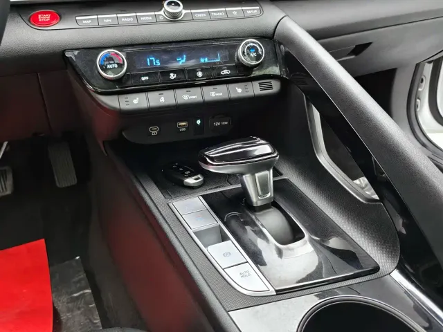 Hyundai Elantra — Фото автомобиля 17