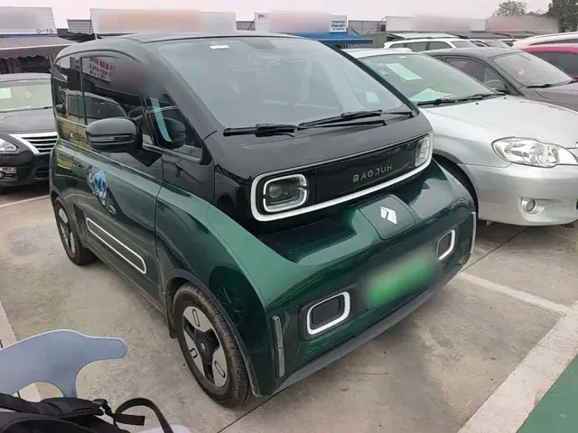 Baojun Baojun KiWi EV 2021 Artist NMC — Фото автомобиля 3