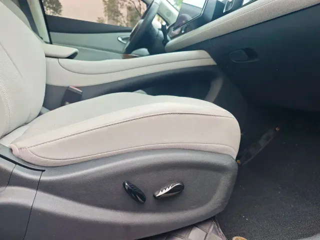 BYD Sealion 05 EV — Фото автомобиля 17