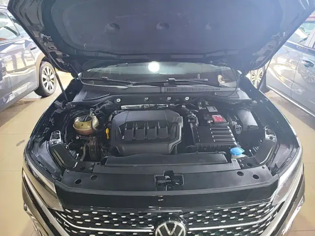 Volkswagen Passat — Фото автомобиля 19