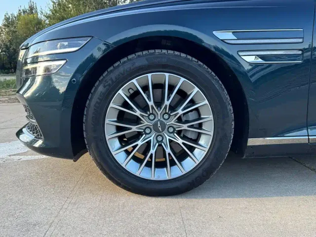 Genesis G80 — Фото автомобиля 15