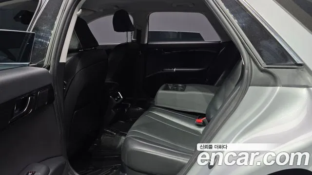 Hyundai Grandeur Grandeur (GN7) 3.5 LPG 2WD (Такси) — Фото автомобиля 11