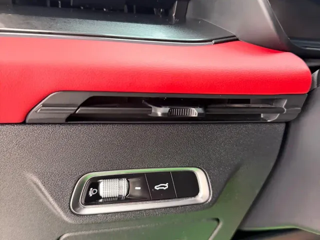 Geely Emgrand S — Фото автомобиля 12