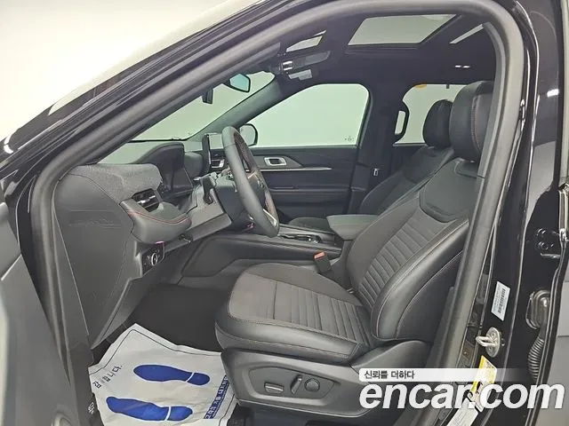 Ford Explorer 6th Gen — Фото автомобиля 12