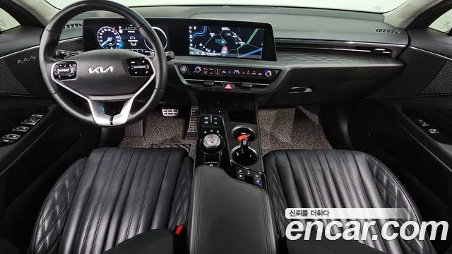 Kia K8 — Фото автомобиля 9