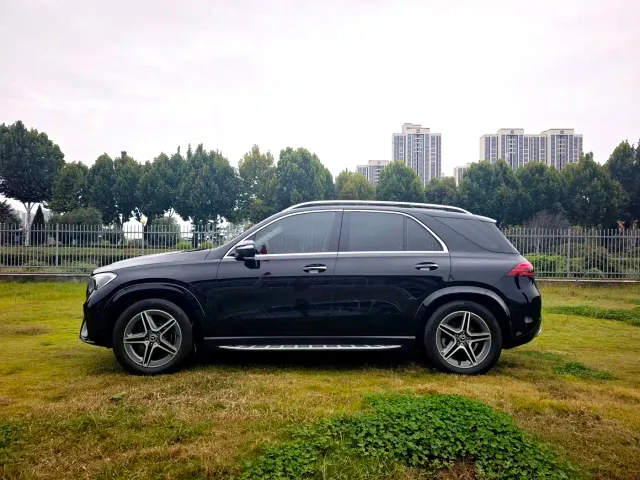 Mercedes-Benz GLE-Class — Фото автомобиля 8