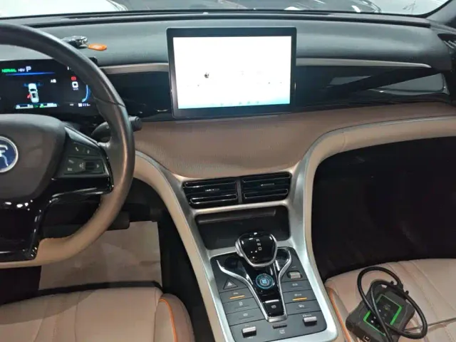 BYD Song Pro — Фото автомобиля 12