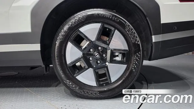 Hyundai Santa Fe MX5 — Фото автомобиля 6